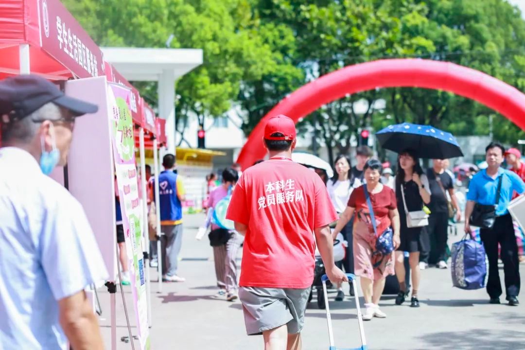 5399C84D681838DE4CFA07E404C_095BF072_1E0D3