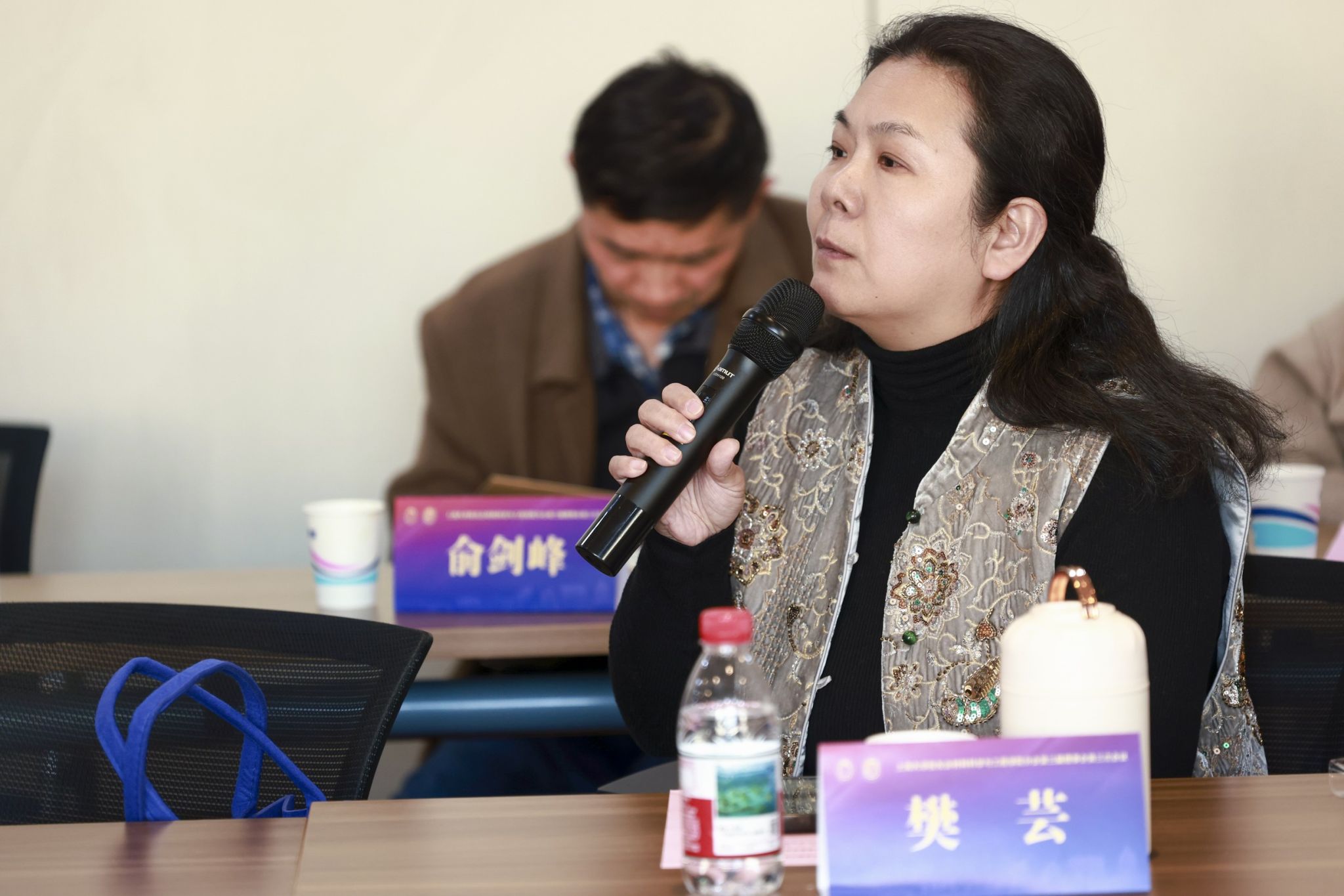 0910459AA6C554F922E1DAAE6E4_87430B14_3C064