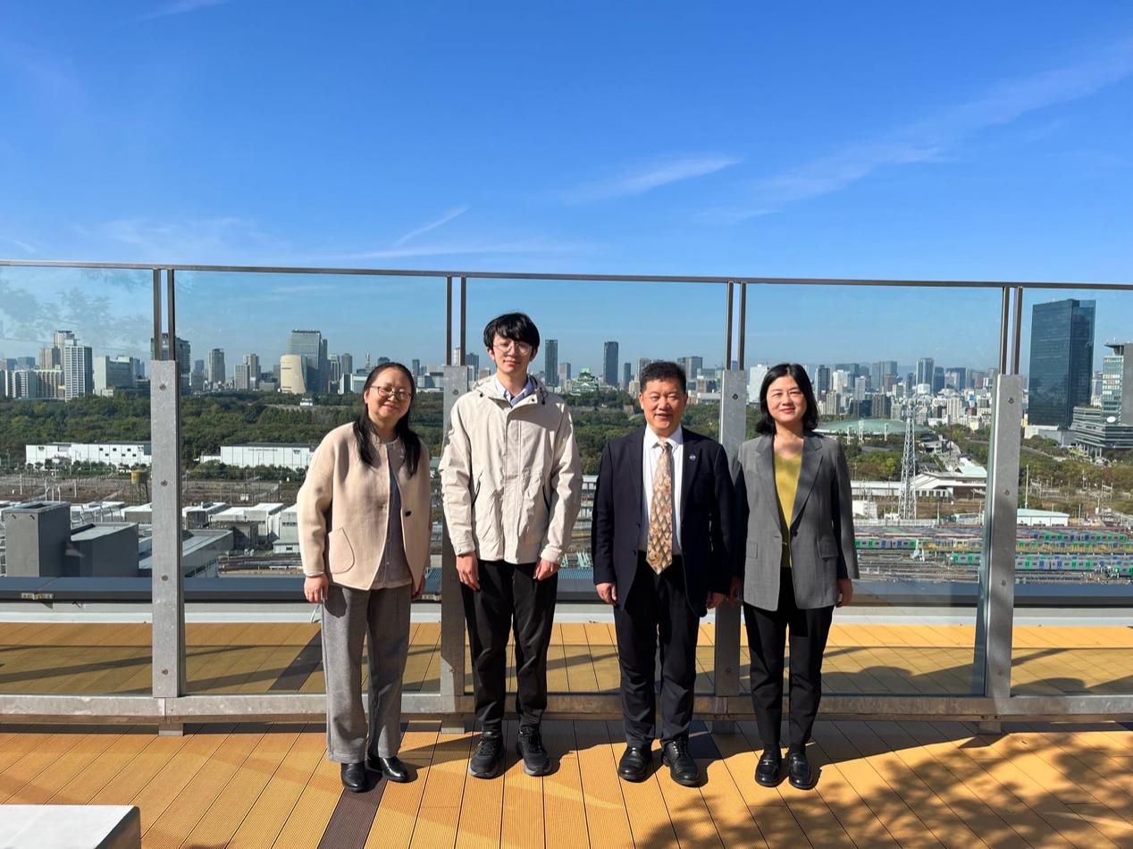 94E9751A7767F5D2DA853889FB7_099FDFA7_2A96F