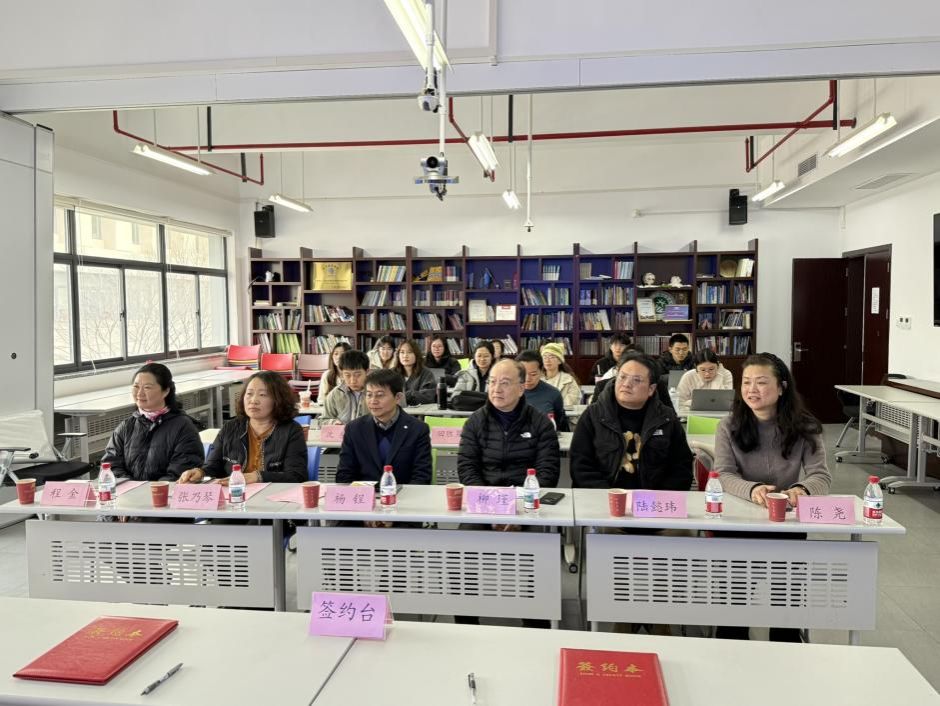 511505F729311F44C906A8CC30B_41D03707_1B257