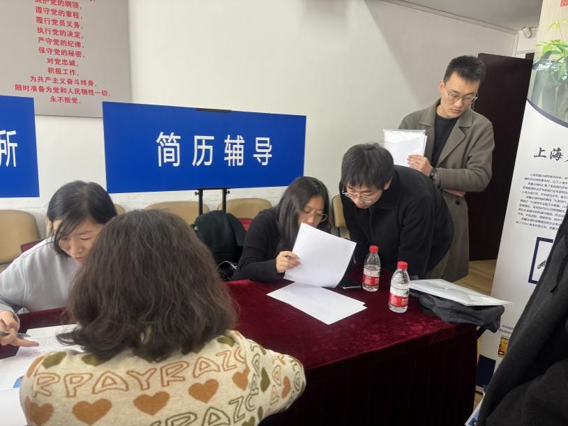 99EEAB3254E12BEAD5CD46027F5_BA517166_10A5F