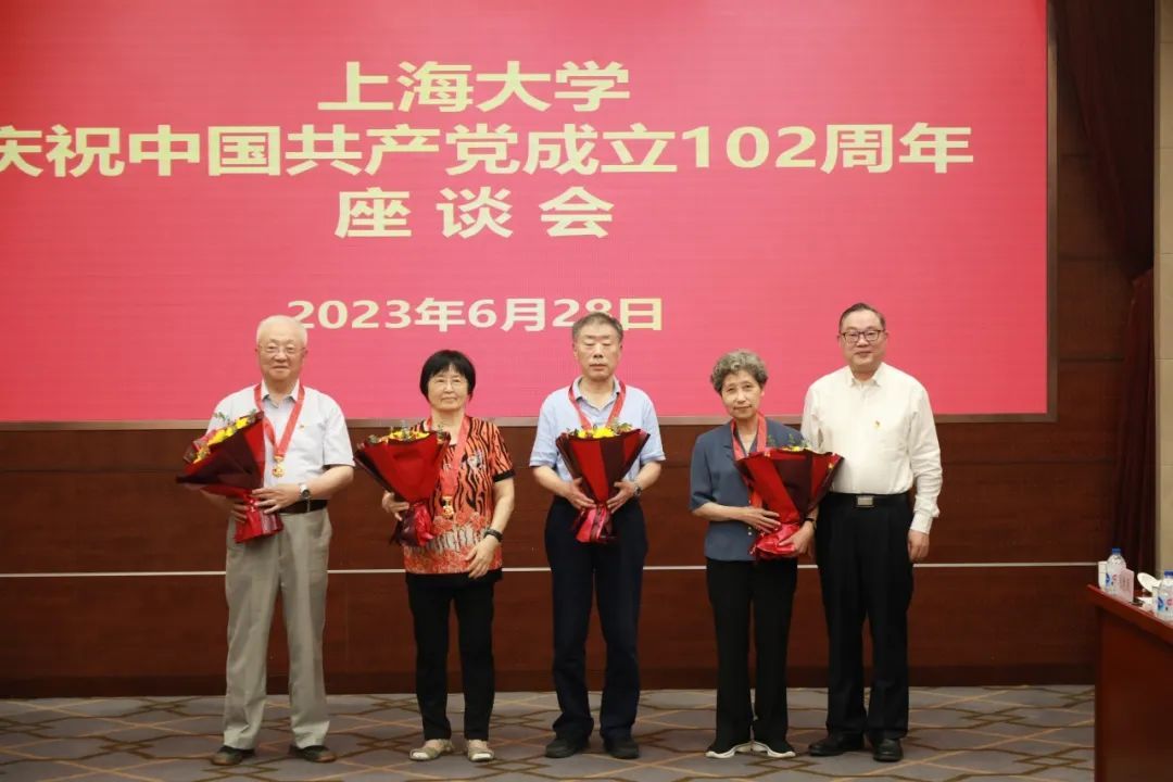 108A989E446AB219DB58013D303_D0F7354A_1485C