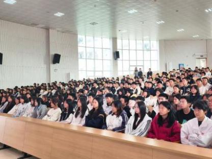 73AC37E1CF8BBCBE61E55E88CF7_0D58B863_5F57